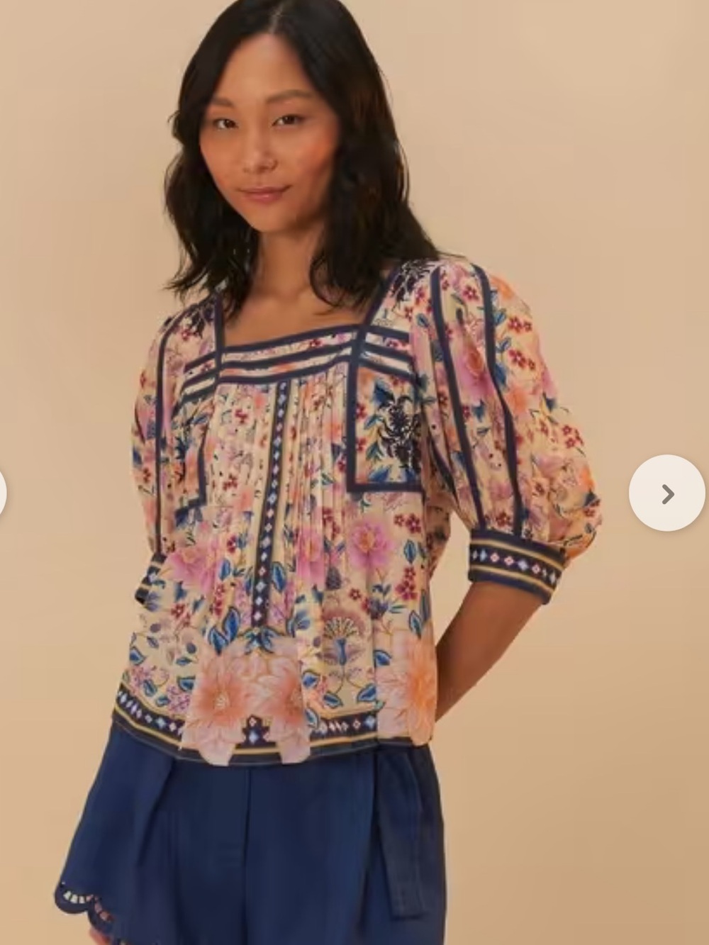 NWOT Farm Rio super bloom tapestry blouse